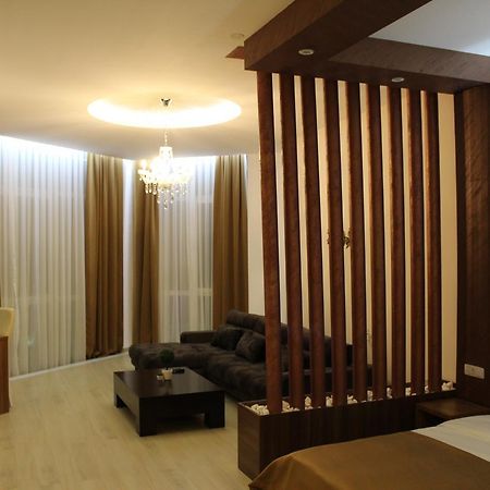Ideal City Tutin Екстер'єр фото