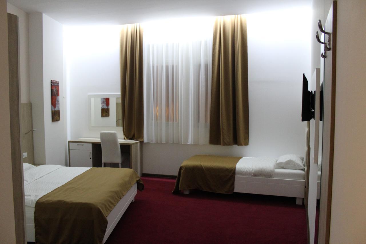 Ideal City Tutin Екстер'єр фото